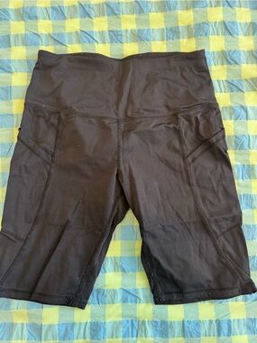 Women’s Black Athletic Shorts — High-Waist Performance Fit